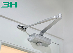 What Are the Standard Requirements for Hardware Components of Engineering Fire Doors?